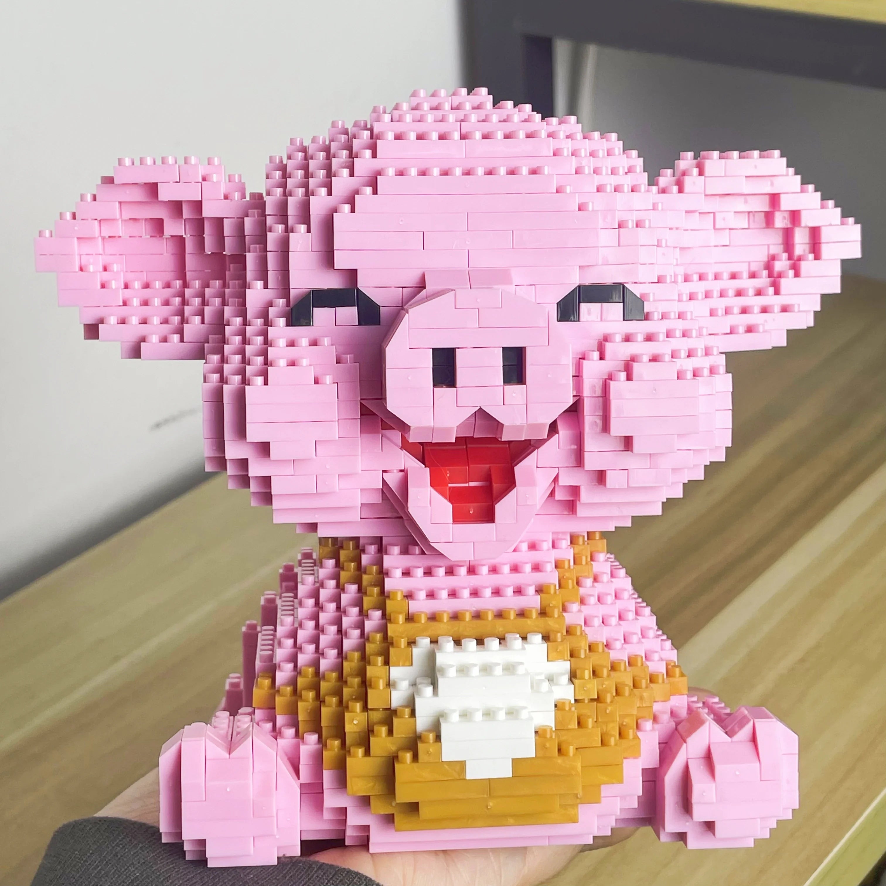 Joyful Little Pig | Building Blocks
