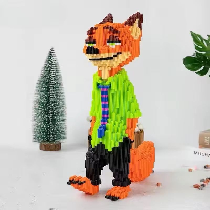 Vos in green suit | Building blocks