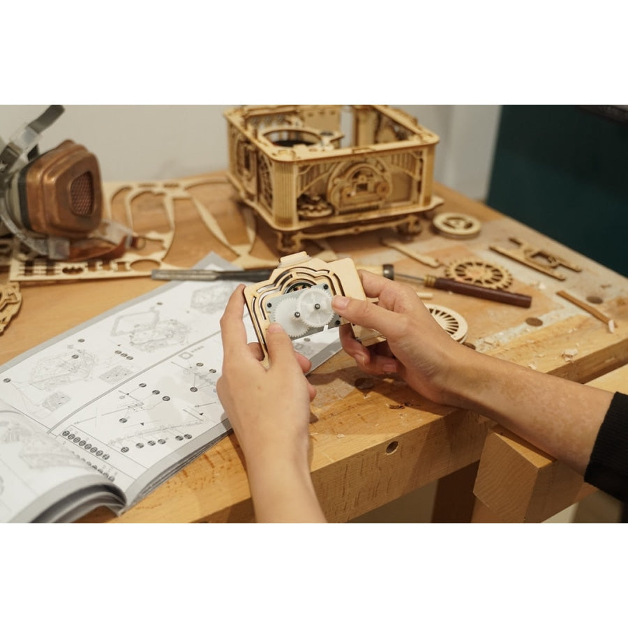 Mega Gramophone | Wooden Construction Kits