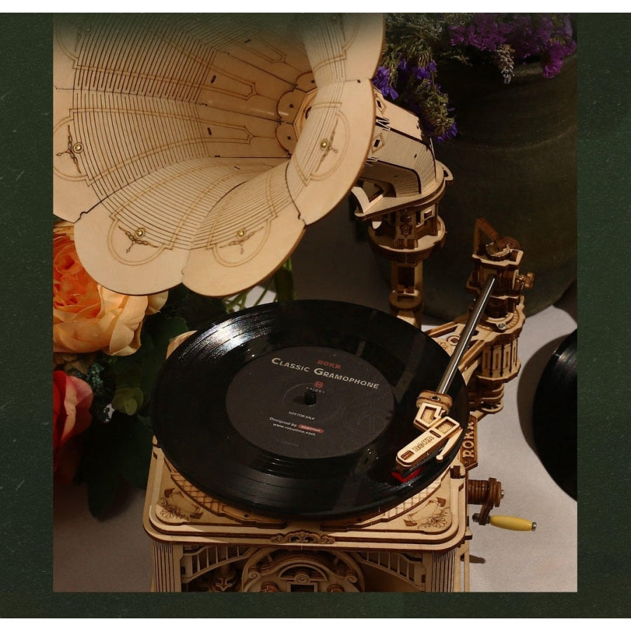 Mega Gramophone | Wooden Construction Kits