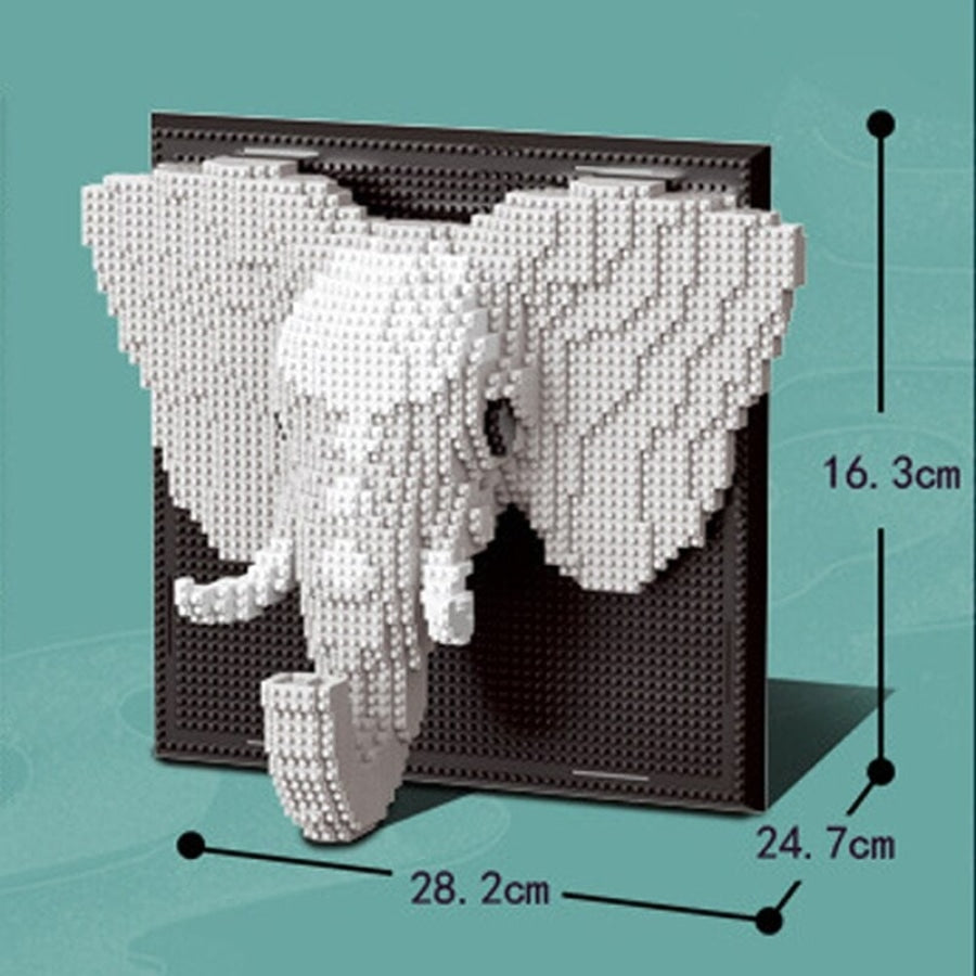Elephant on construction plate | Building blocks