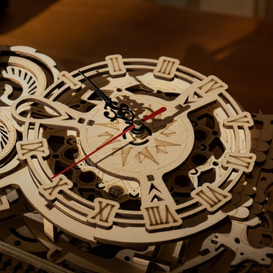 Uil Clock | Wooden Construction Kits
