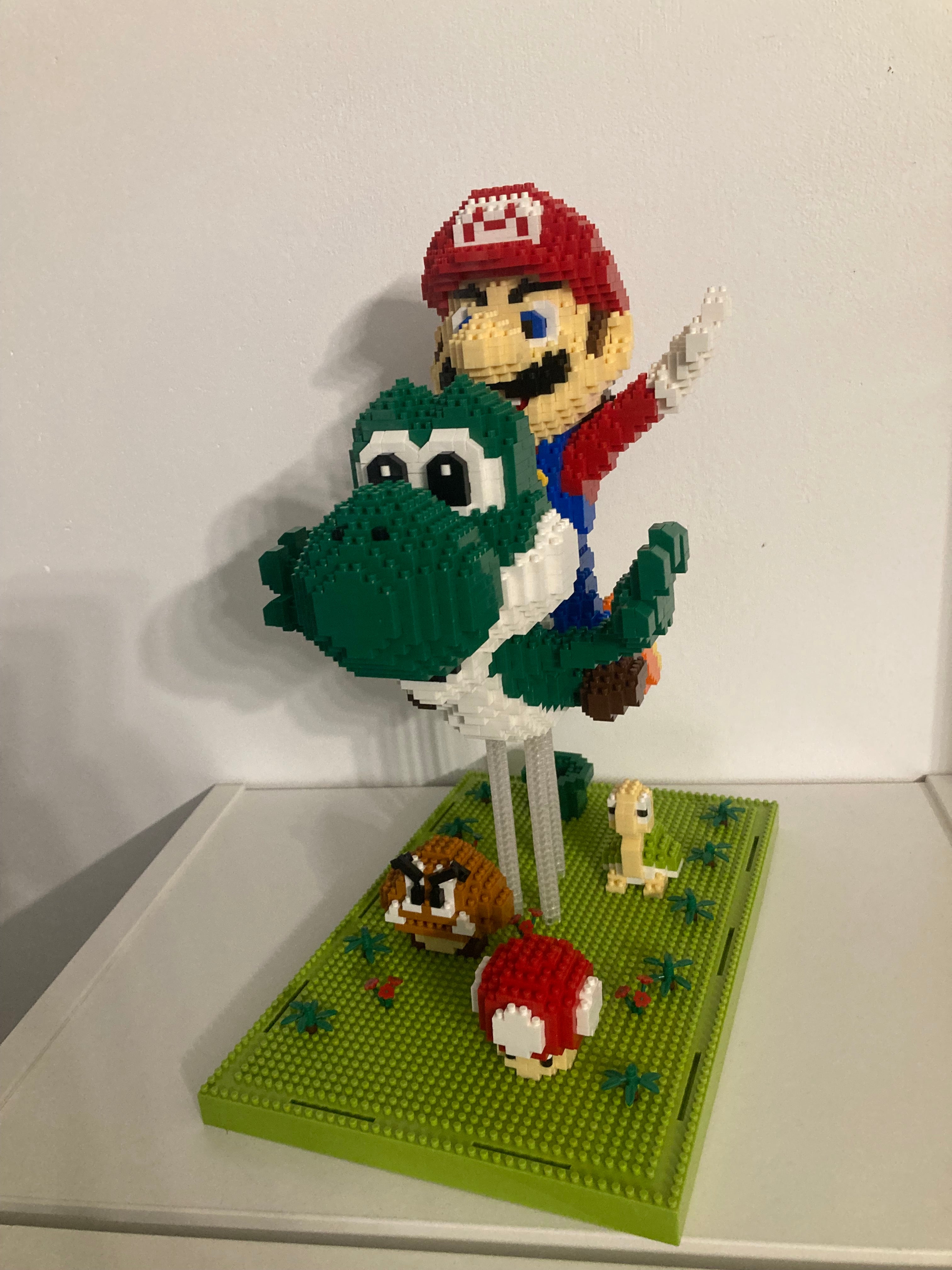 Flying green dinosaur and red plumber | Building blocks