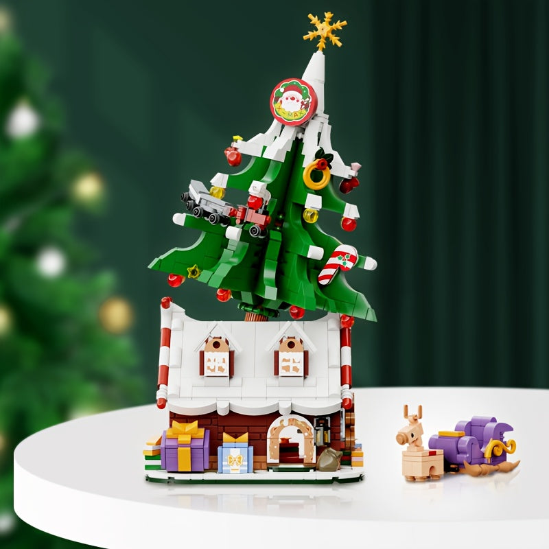 Christmas Tree on Christmas House | Building Blocks