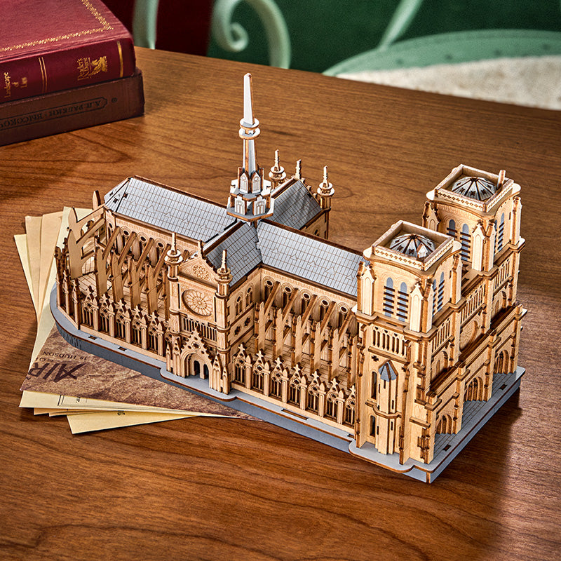 Notre Dame | Wooden Construction Kits