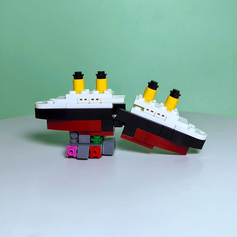 Mini Titanic Deluxe ™ | Building Blocks