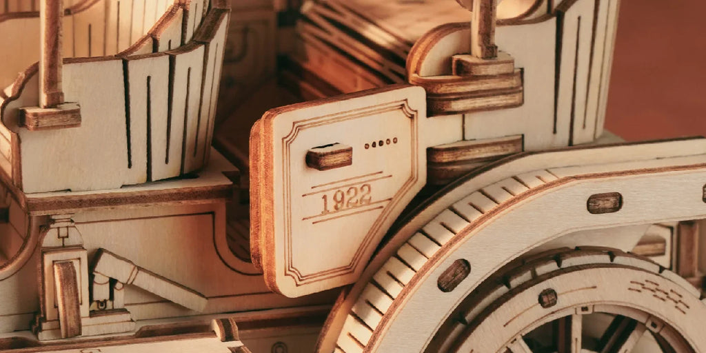 Vintage Auto | Wooden Construction Kits