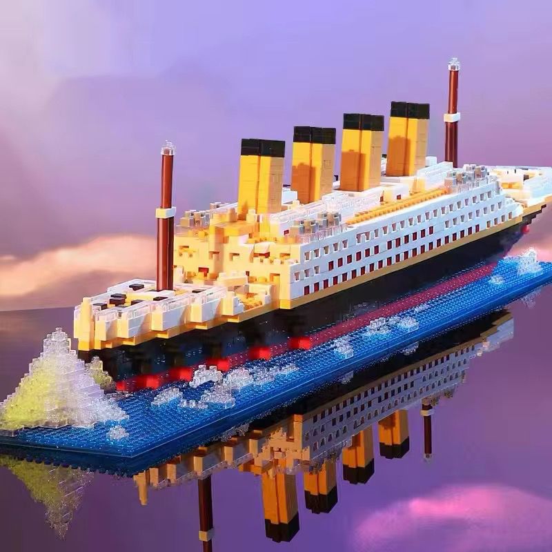 Titanic Ice Cube | Building Blocks