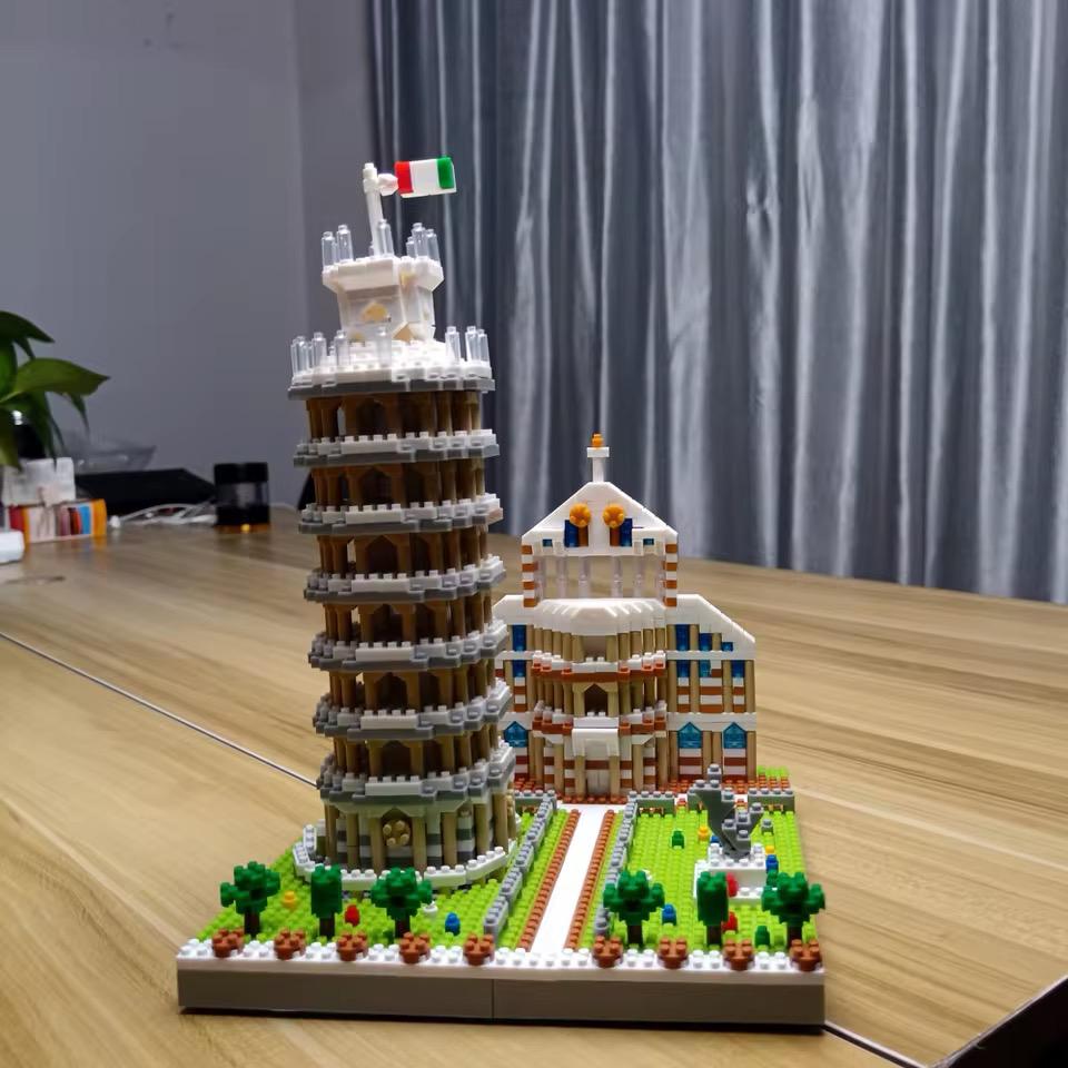 Leaning Tower of Pisa + Building | Construction Blocks