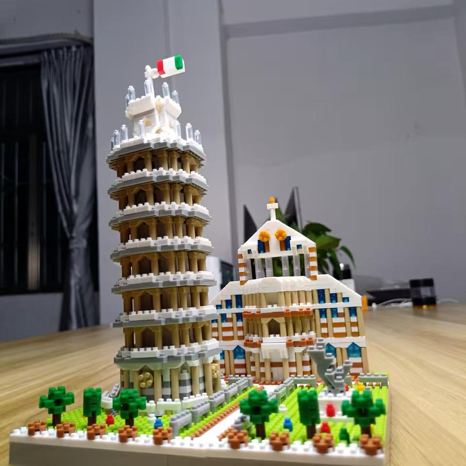 Leaning Tower of Pisa + Building | Construction Blocks