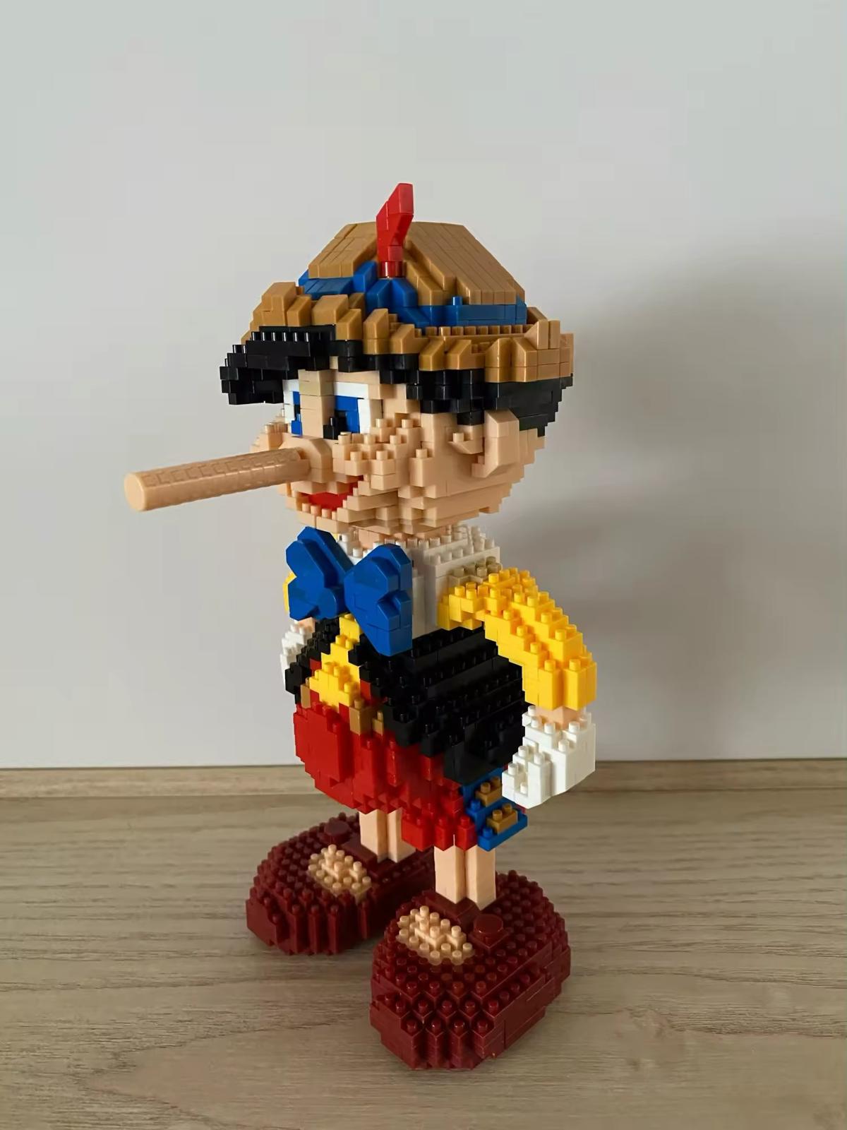 Girl with a long nose | Construction Blocks