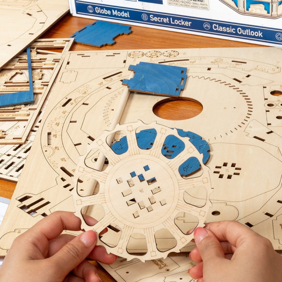 Mega Globe | Wooden Construction Kits
