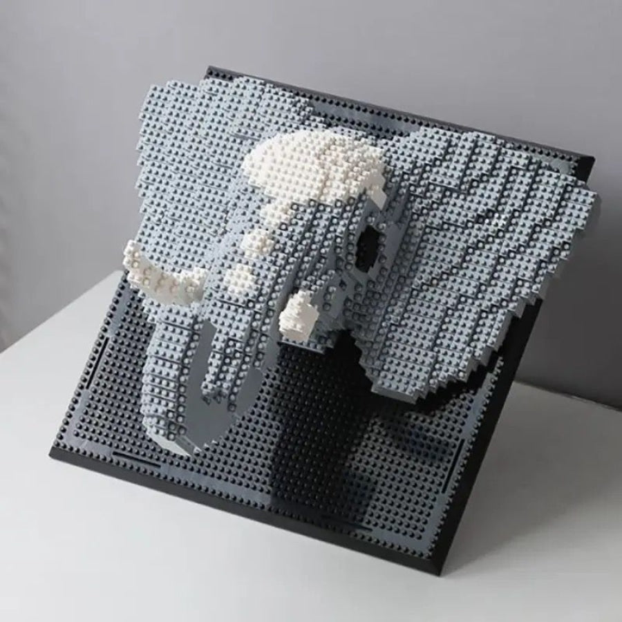 Elephant on construction plate | Building blocks